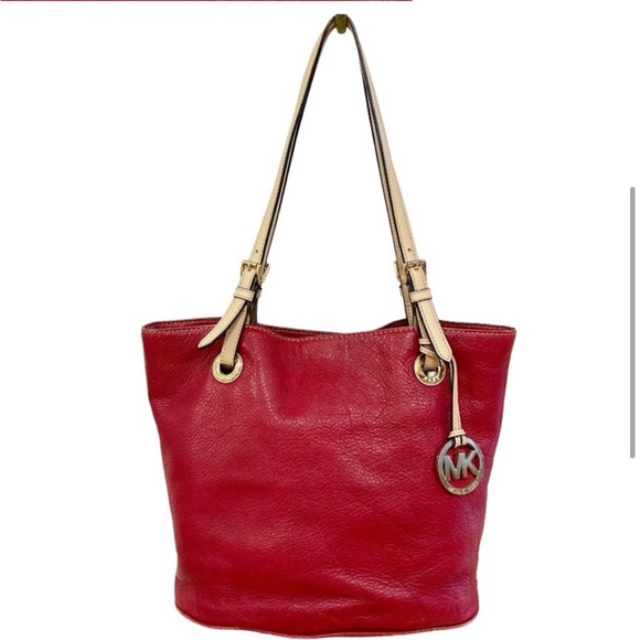 Michael Kors Pebbled Leather Bucket Bag - Picture 3 of 8